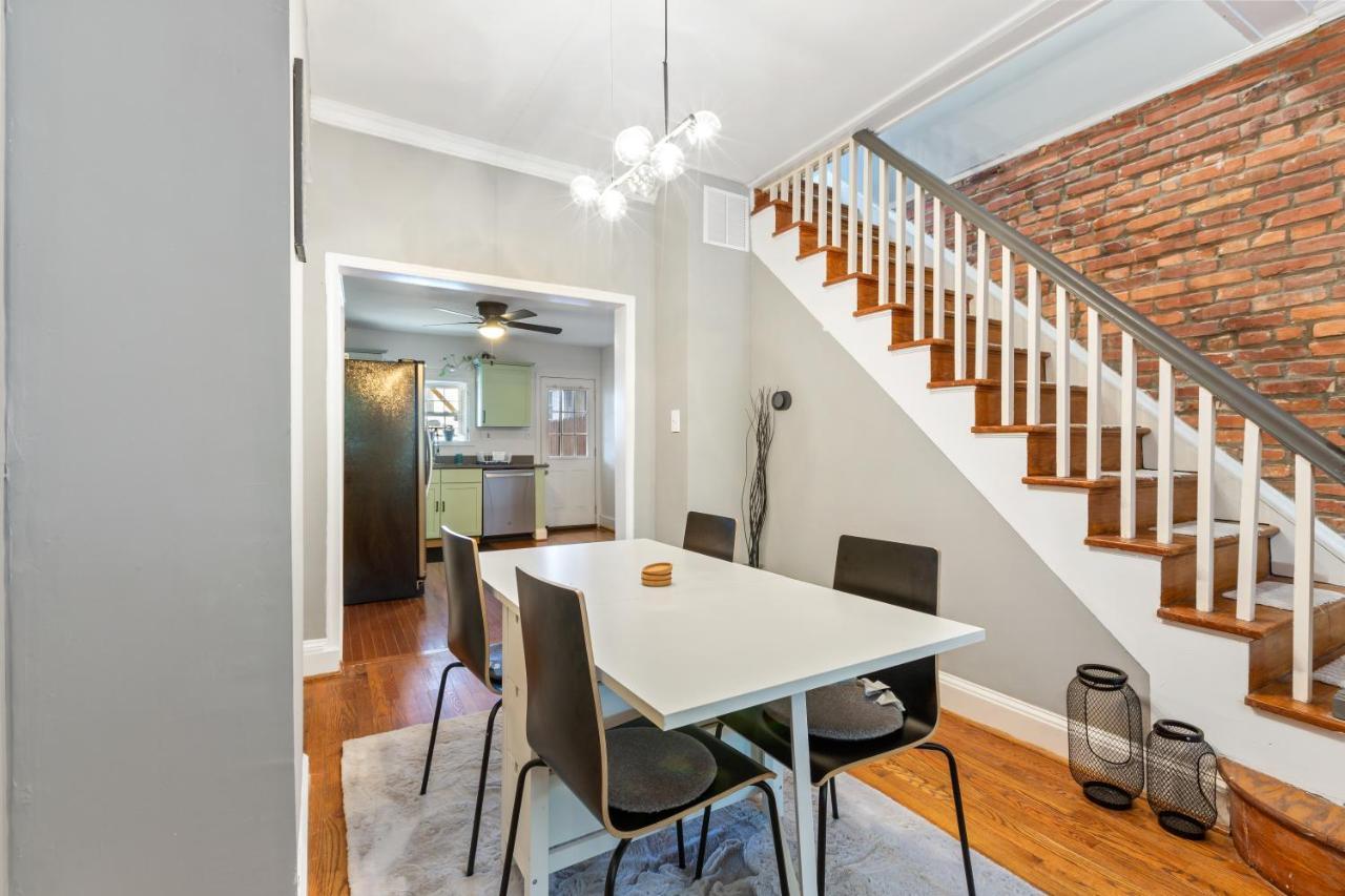 Pristine Townhouse With Rooftop Deck Near Canton! Baltimore Exterior photo